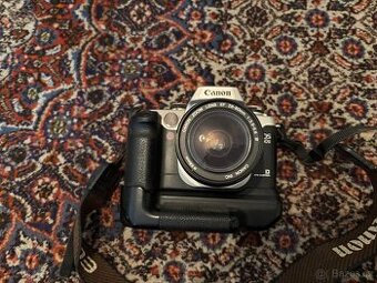 Canon EOS 50e + objektiv 28 - 58mm, 70 - 300mm - 1