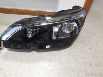 Peugeot 5008 světlomety