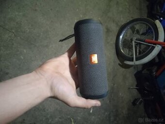Prodám reprák JBL flip - 1