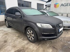Audi q7 náhradní díly