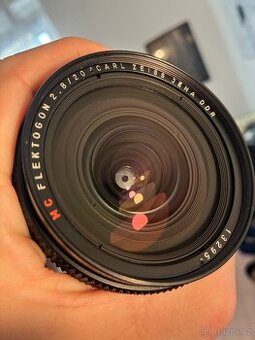 Carl Zeiss Jena Flektogon 20mm MC M42