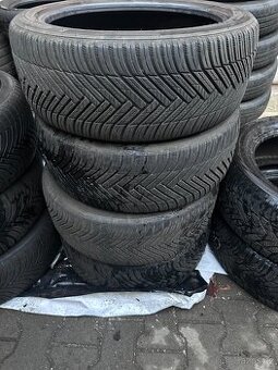 Celoroční sada pneu 225/45 R18 - Hankook