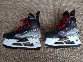 Brusle Bauer Hyperlite, vel. 8, fit1