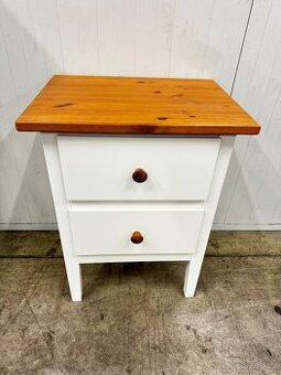 Noční stolek ikea visdalen