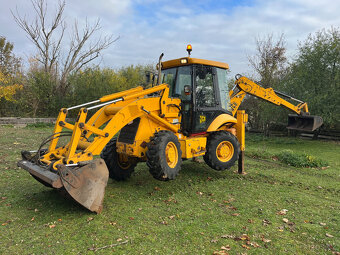 Kolový Bagr JCB 2CX 4x4