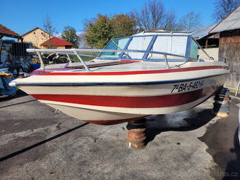 LOD KAJUTOVA GLASTRON SUPER CEENA