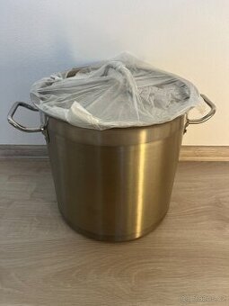 Nerezový hrnec 21L
