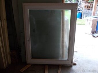 Dřevěná EURO okna s izolačním dvojsklem.