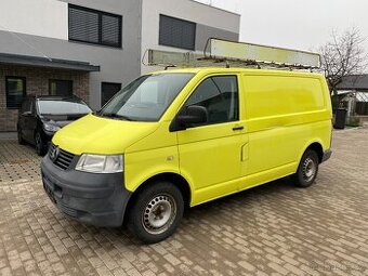 VW Transporter 1.9 TDI, 10/2009, nová STK, tažné, 215000 km