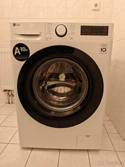 Pračka LG FSR5A94WL - 9 kg, v záruce