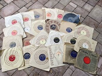 24x staré gramofonové desky