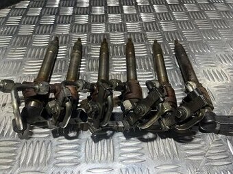 // Vstřikovače Jaguar XF 2.7D 152kw //