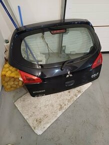 Mitsubishi colt r.v.04-09