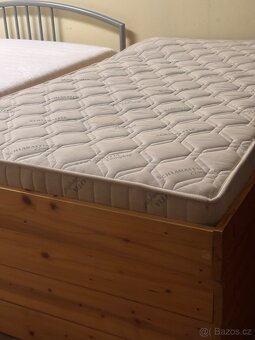 PRODÁM POSTEL-100|200 ULOŽ. PROST MASIVNÍ BOROVICE