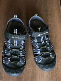 Sandály velikost 40