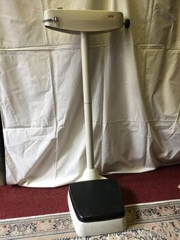 stará lékařská váha Doktorské váhy První republika