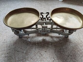 Starožitné secesní váhy zn. KAMOR