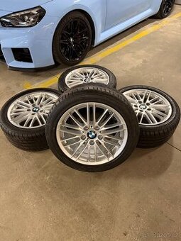 Alu kola BMW 460M R17 5x120 letní pneu