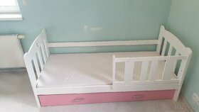 Dětská postel Ikea s šuplíku s matrací a ochranou - 1