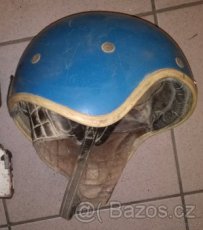 helma kokoska na malou hlavu, kryty světel, botka nárazníku - 1