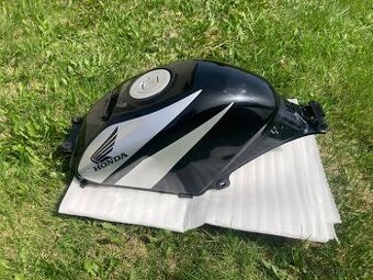 Nádrž Honda CBR 125