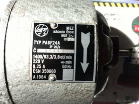 Motor s převodovkou