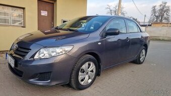 Toyota Corolla 1.3i 74kw, r.v. 2010, STK do 1/26