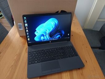 HP 255 - Ryzen5/8Gb,/ SSD / záruka do 1/2027