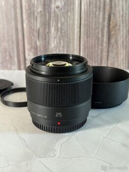 Panasonic Lumix DG 25mm f/1.7 objektiv