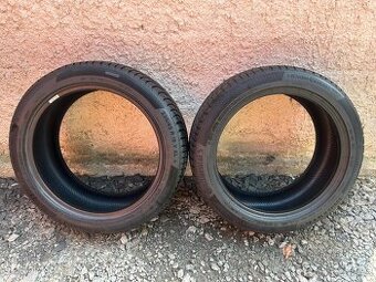 Prodám gumy 235/45/18 Continental