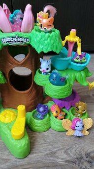 Domeček Hatchimals s figurkami