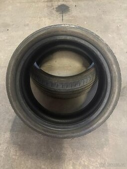 Bridgestone 225/35 R19 Letní 2ks
