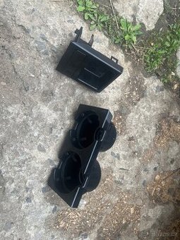 Prodám cup holder do bmw e46 sedan coupe cabrio
