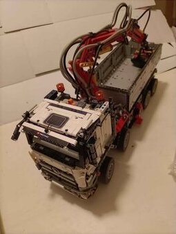 Lego Technic Mercedes 42043