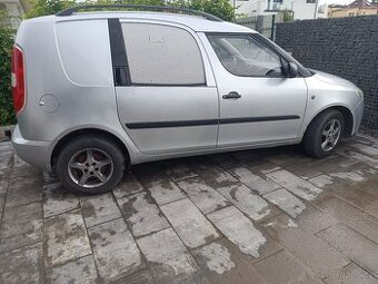 Škoda Roomster 5J Praktik 1.2 HTP