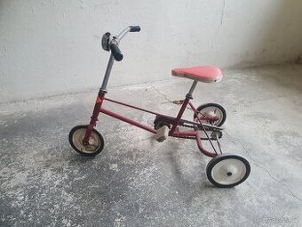 Retro tříkolka
