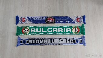 Fotbalové a hokejové šály
