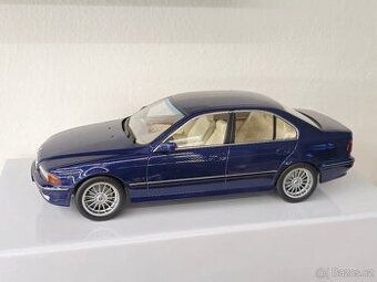 BMW E39 540i 1:18 KK Scale