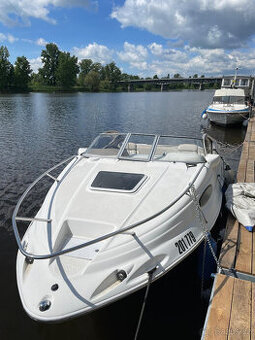 Prodám loď Regal 2150
