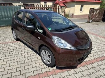 Honda Jazz 1.2 66kW 2012 122461km 1.majitel TAŽNÉ - 1
