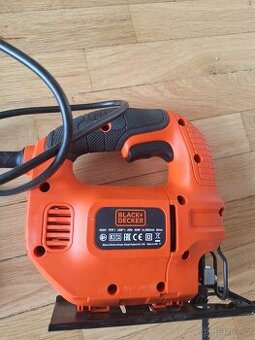 Přímočará pila Black & Decker KS501 - 1