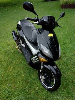 Yamaha Maxster 125