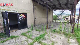Pronájem dílny s parkováním pod střechou, 87m², Děčín