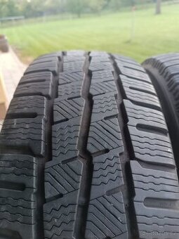 Michelin Agilis Alpin 215/60/17C