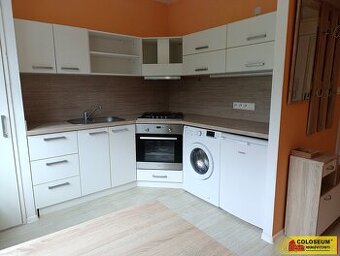 Brno - Jundrov, pronájem bytu 1+kk, 33 m², výtah, částečně z