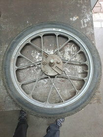 Prodám lité kolo na mopeda