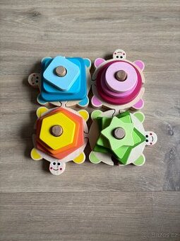 Dřevěná skládačka a vkládačka želvy Janod