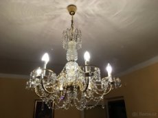 Prodám klasický křišťálový lustr