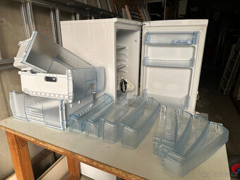 Náhradní díly lednice a mrazničky Beko