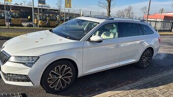 Škoda Superb iV L&K TSI 160kw/tažné/panorama/360°kamery